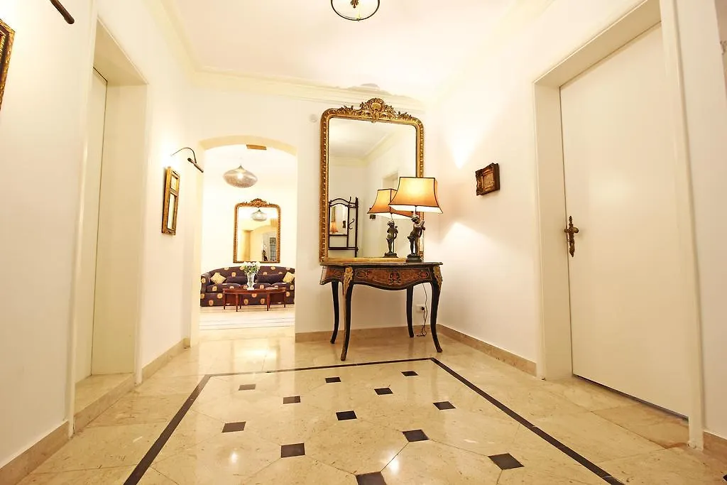 Apartment Bliss Guesthouse In Bliss Hamra Beirut