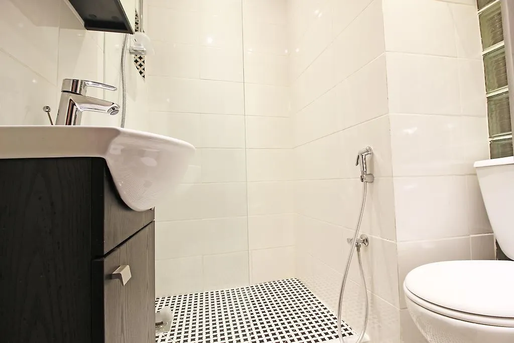 Apartment Bliss Guesthouse In Bliss Hamra Beirut